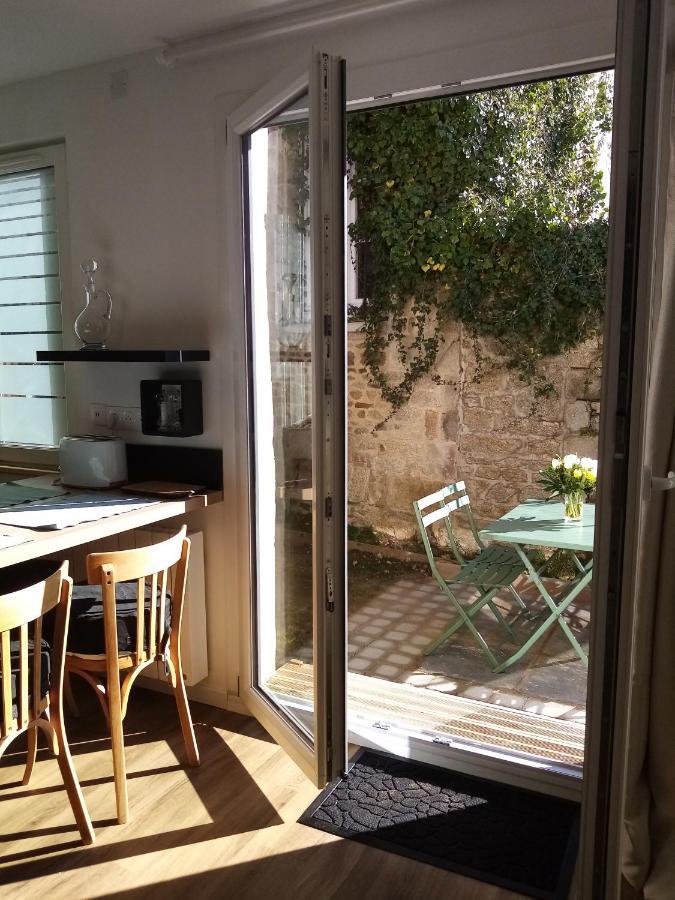 Le Duclos, Appartement Rez-De-Jardin Dinan Centre 외부 사진
